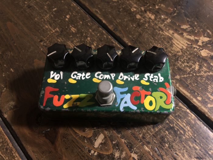 元祖飛び道具系変態ファズ！Z.Vex Fuzz Factoryをレビュー | 魔法の箱