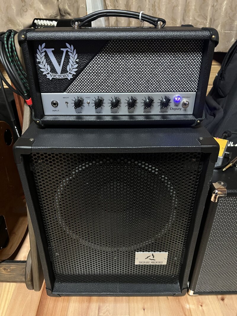 Victory The DeputyをEVM-12S搭載キャビネットでチェック