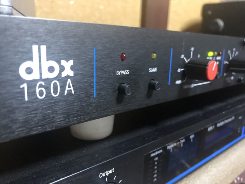 所長が使用しているdbx系コンプレッサー