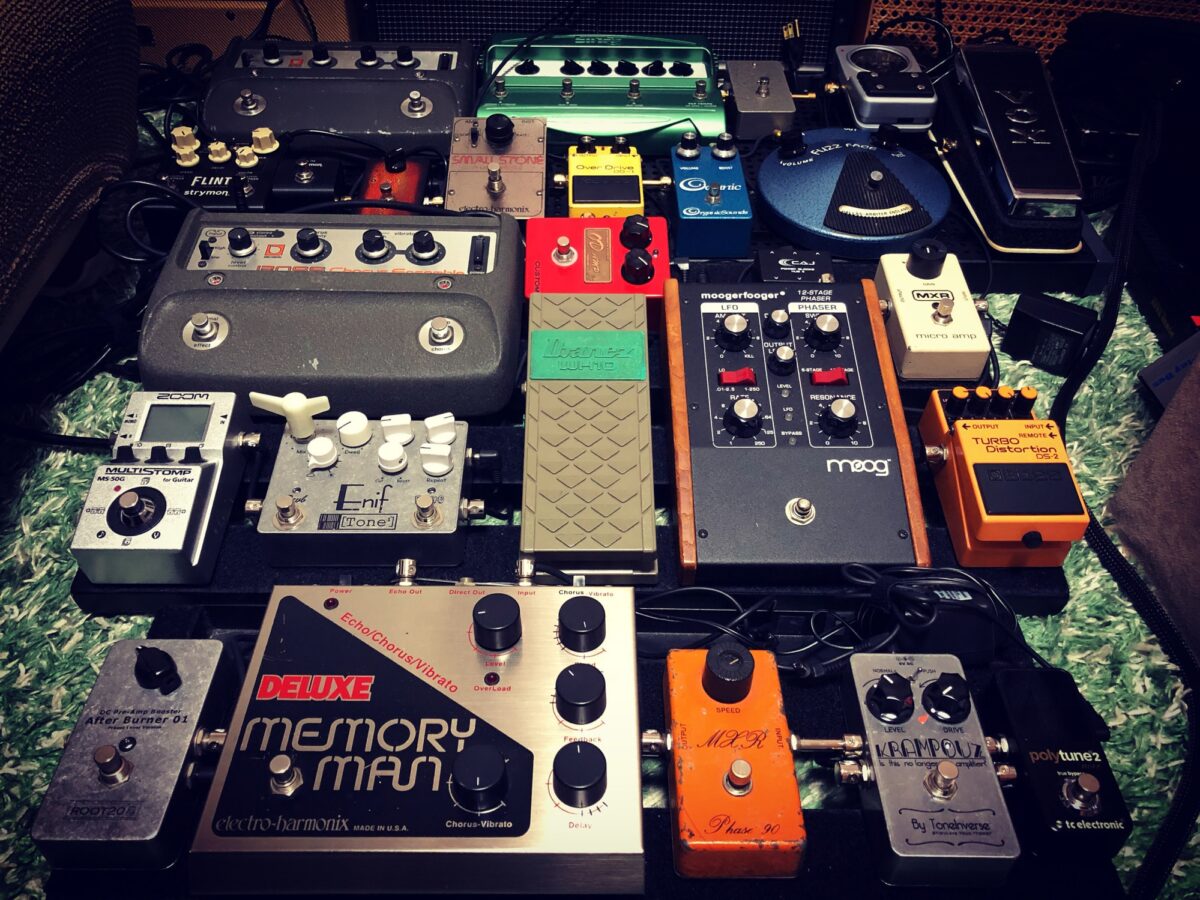 エフェクター ef_b_2000-1200x900.jpg